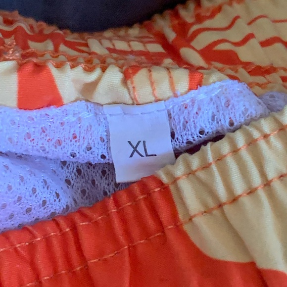 XL MENS SWIM TRUNKS! Perfect for summer! - Picture 6 of 7